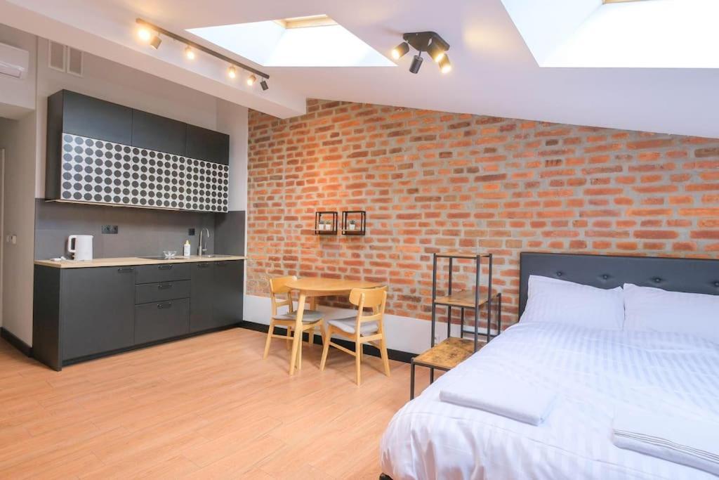 Strzelecka Old City Apartment Краков Экстерьер фото