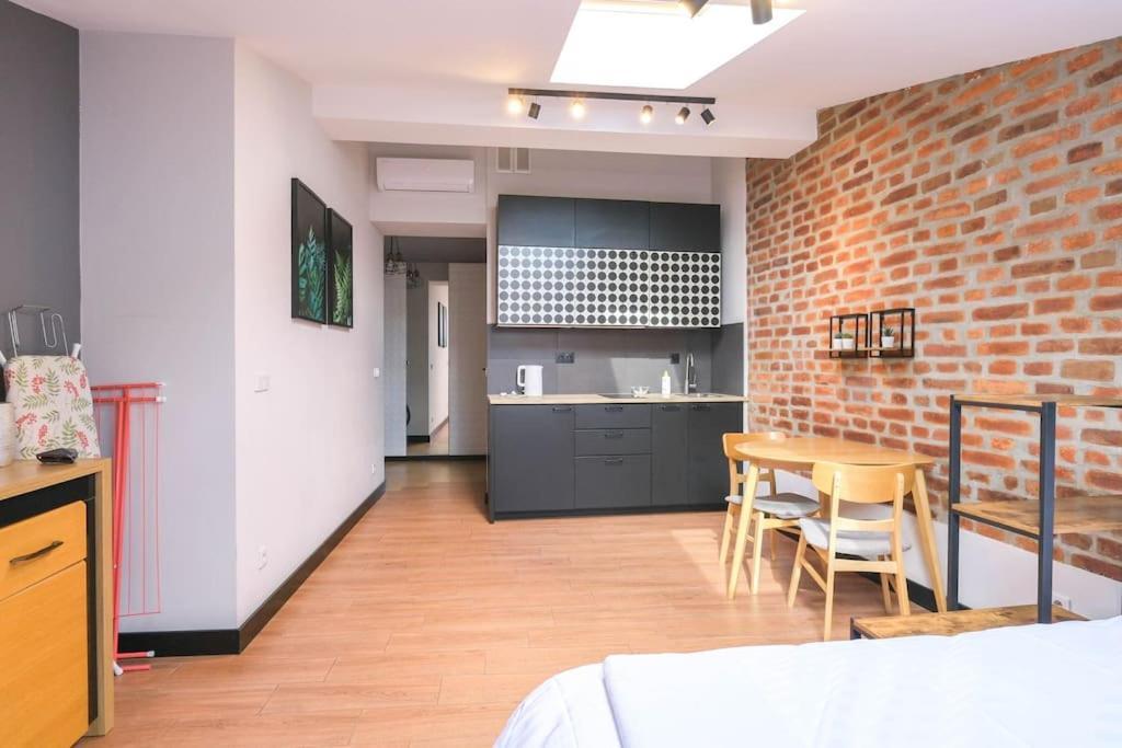 Strzelecka Old City Apartment Краков Экстерьер фото